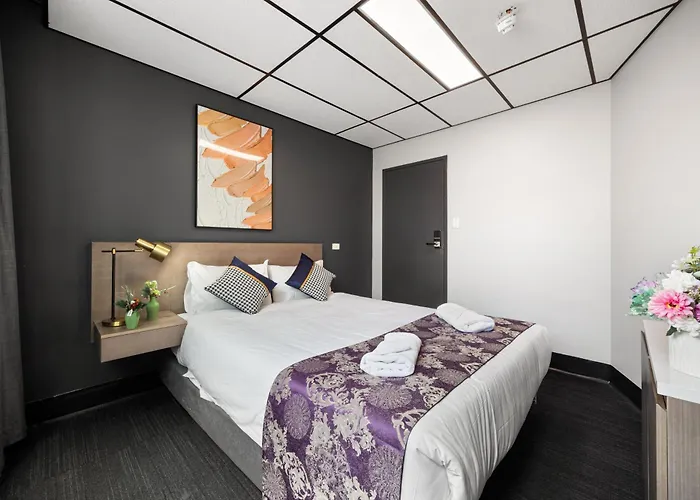 Eminence On Bank Hotel Adelaide